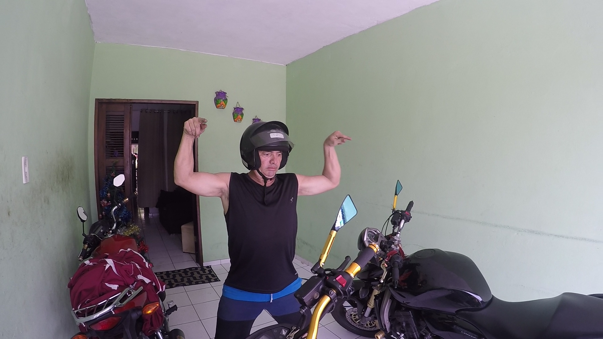 http://videos.introcdc.com/Canal/MotoVlog/Serjona/Role Com Tio/GOPR3479,1.00_00_01_50.Quadro001.png
